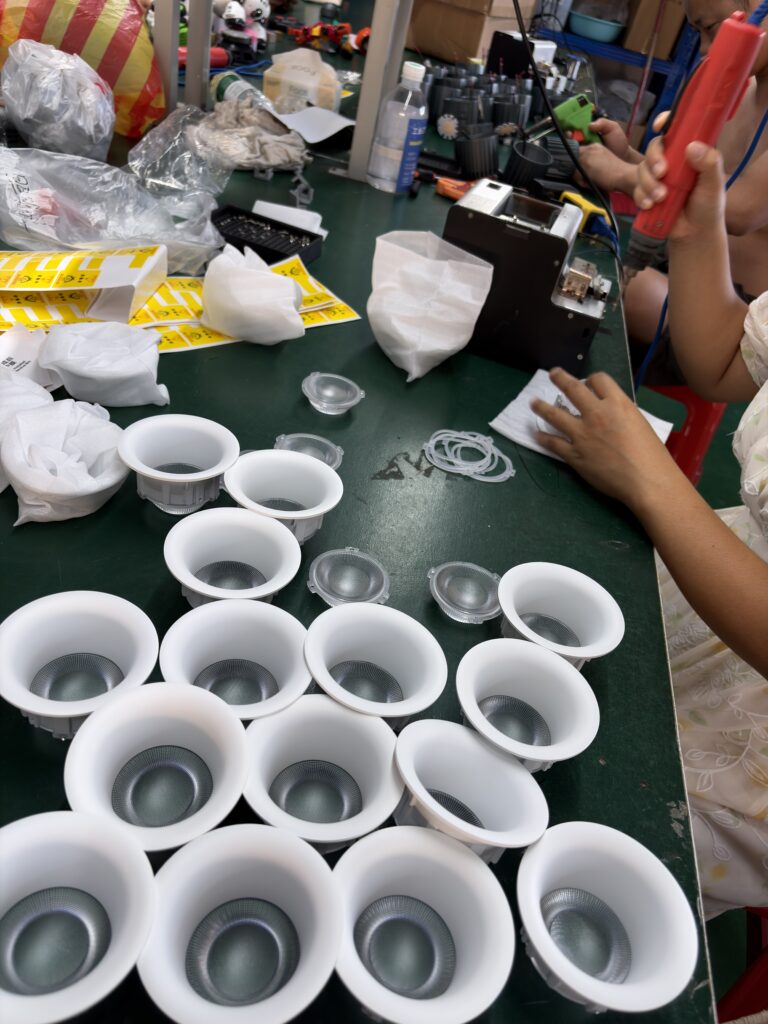 FANSEN LED lighting component preparation and assembly 8